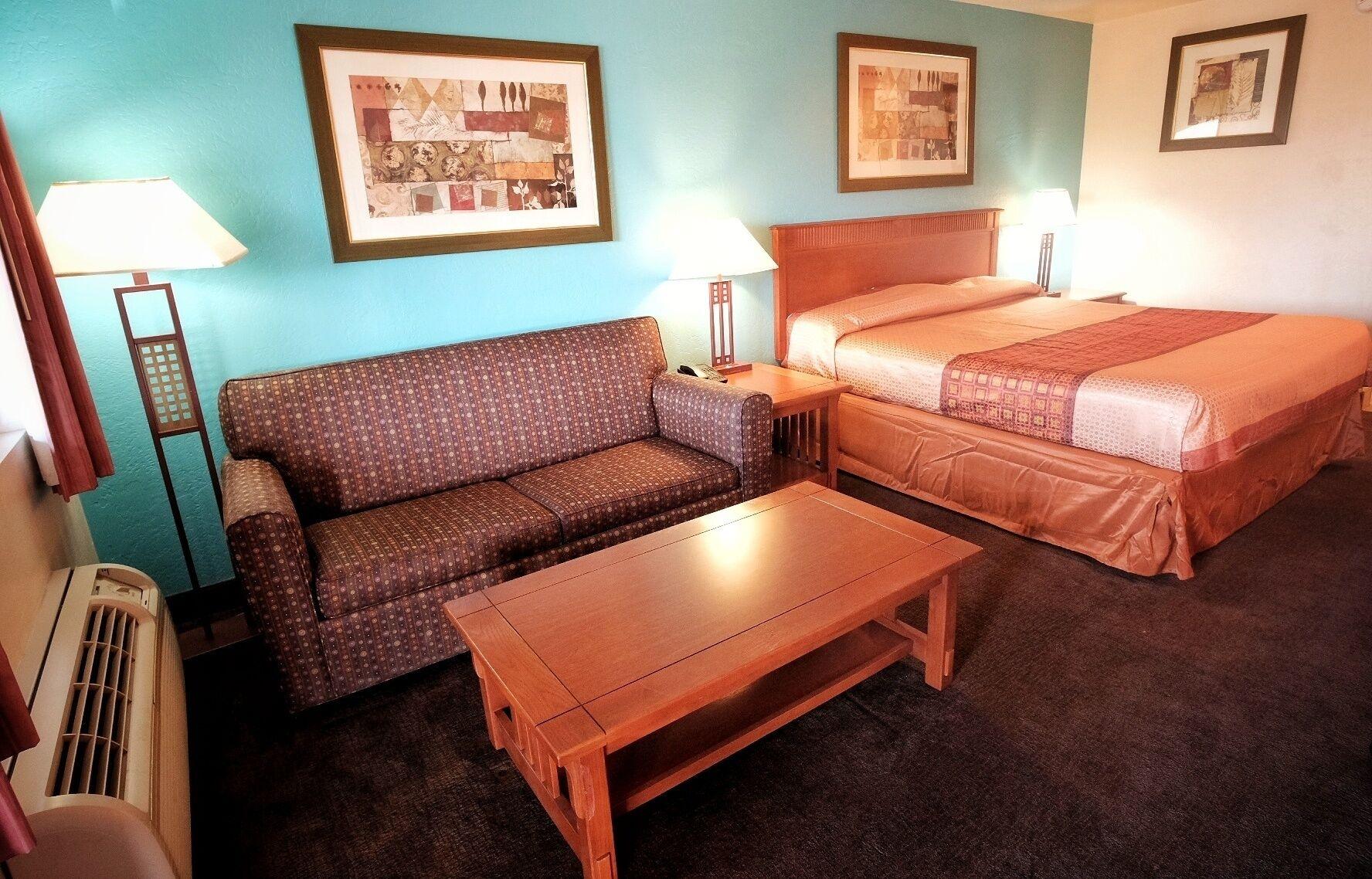 Claridge Inn - St. George Bagian luar foto
